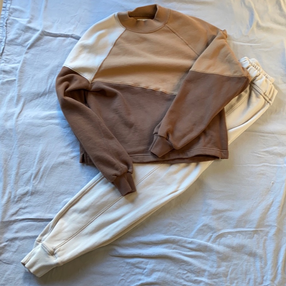 Abercrombie jogger set, size small